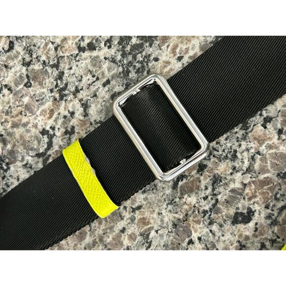 Louis Vuitton Taigarama Duo Sling Bag Neon Yellow 347072 - Picture 6 of 16